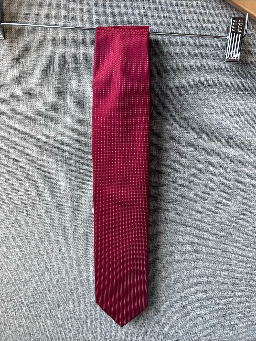 Brioni Deep Red Micro-Textured Men's Tie